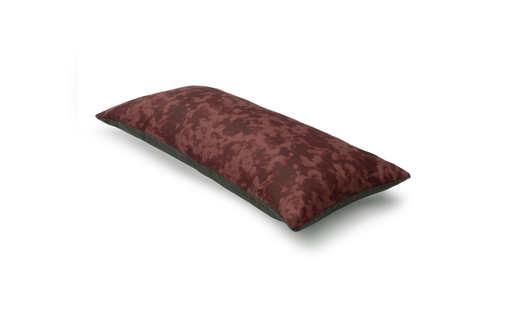 Mrs.Me cushion Foliage Burgundy 1920x1200